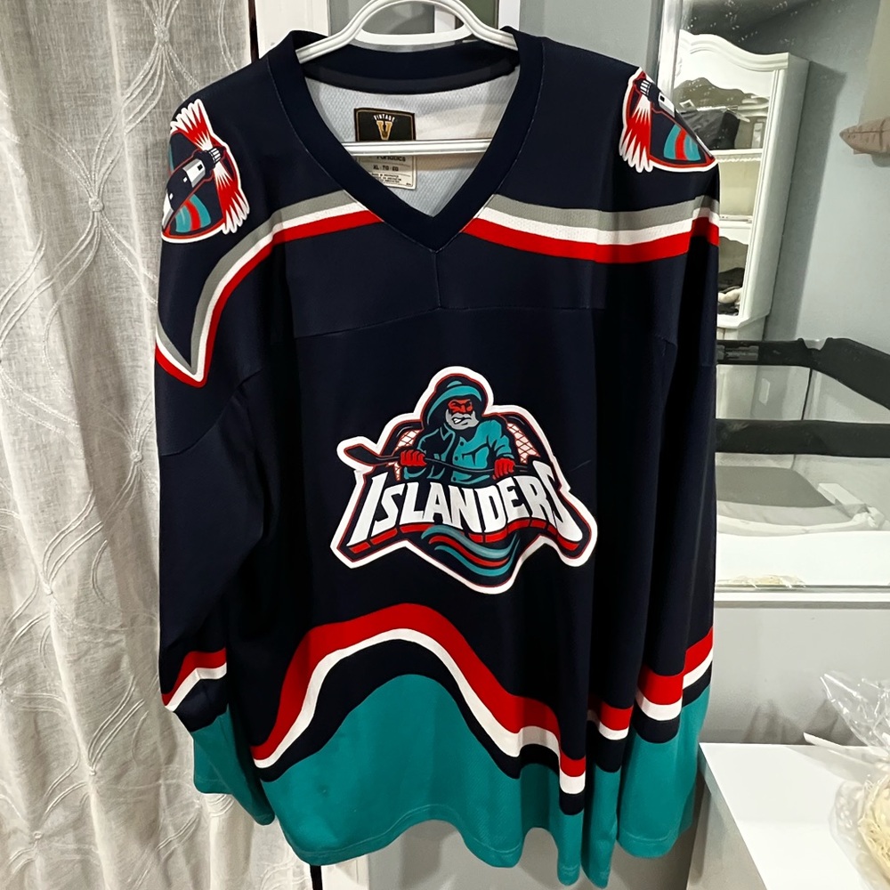 Islander Jesery